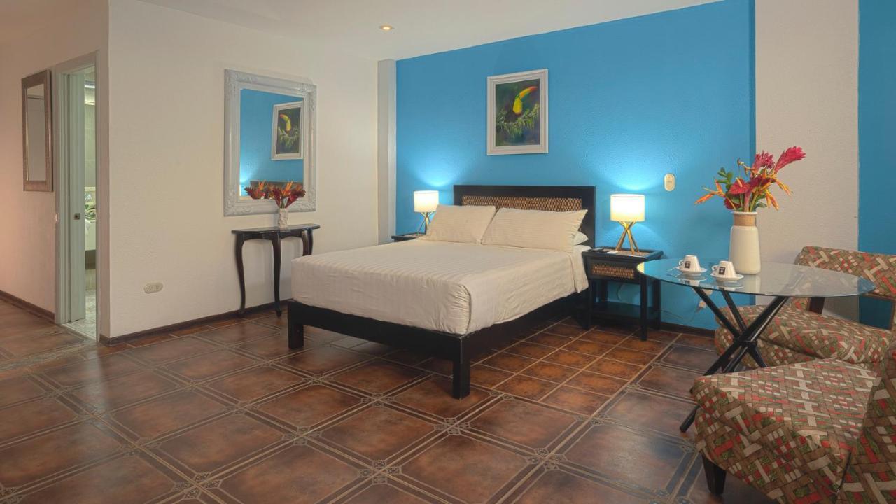 Blue Mirador Hotel Мануел Антонио Екстериор снимка